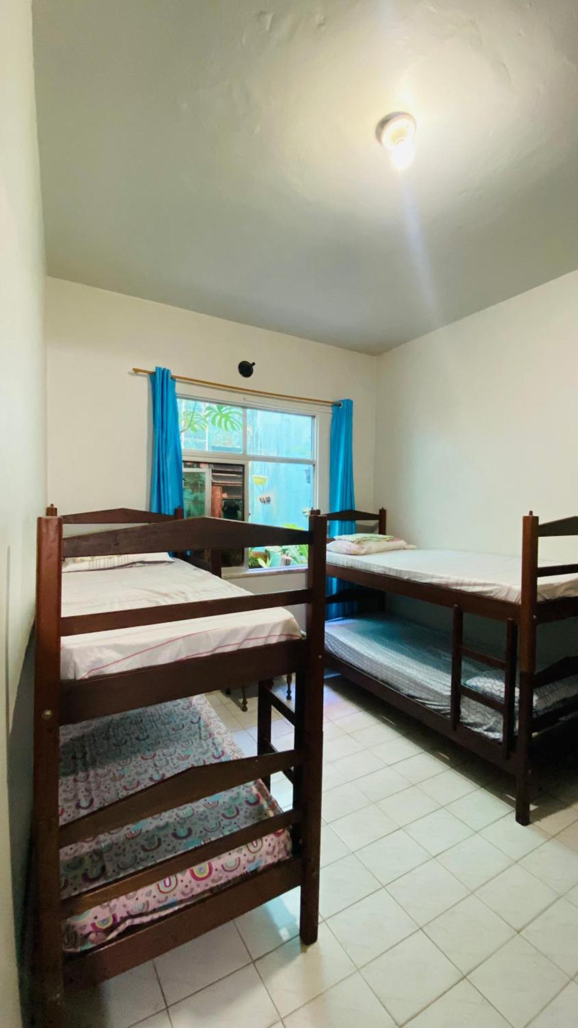 Hostel Familiar السلفادور المظهر الخارجي الصورة